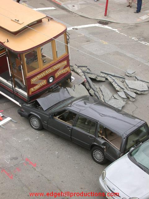 hulk_cablecar-05.jpg